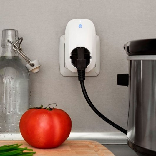 Enchufe Inteligente Shelly Plug White WiFi 3500W 12A Medición Energía Botón Físico