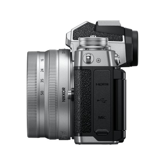 Nikon Z fc Kompakte Digitalkamera, 20,9 MP, 3-fach optischer Zoom, CMOS-Sensor, DX, 4K, Touchscreen, WLAN, Bluetooth, Retro