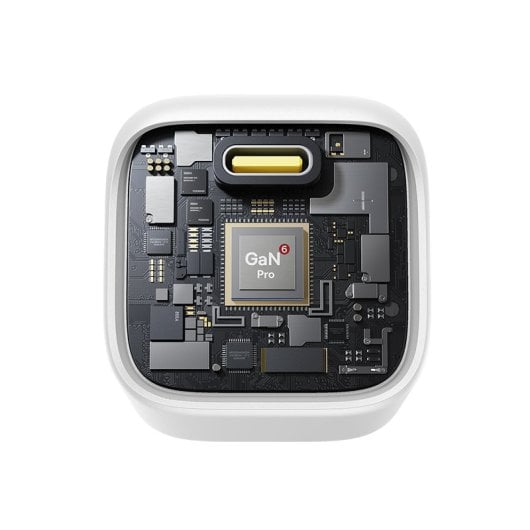 Kit Baseus per iPhone 16 Plus con custodia protettiva in vetro temperato e caricabatterie rapido da 45 W