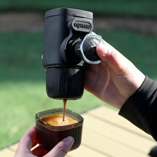 Cafetera Espresso Portátil Manual Klack 80ml 18 bares 2 en 1 con bolsa protectora