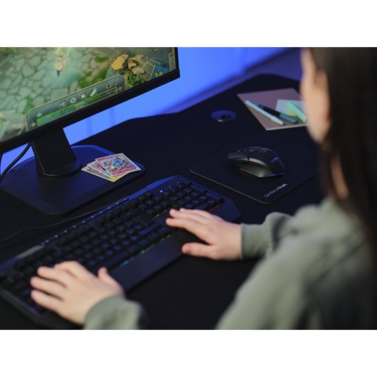 Ratón Trust inalámbrico 4800 DPI RGB 80h autonomía + alfombrilla gaming