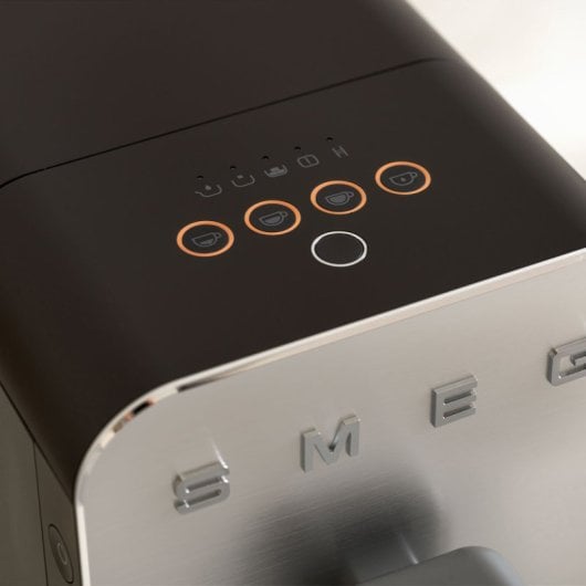 Cafetera Superautomática SMEG BCC11BLMEU 1.4L 19 bar molinillo integrado gris