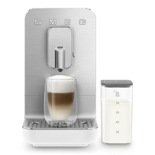 Cafetière robot café Smeg BCC13WHMEU 1,4L 19 bars broyeur intégré mousseur à lait