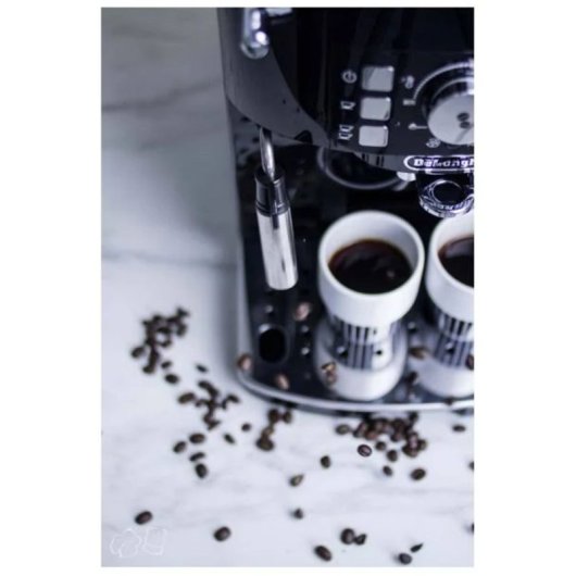 Cafetera Superautomática DeLonghi Magnifica S ECAM 21.117.B 1.8L 15 bars avec broyeur intégré