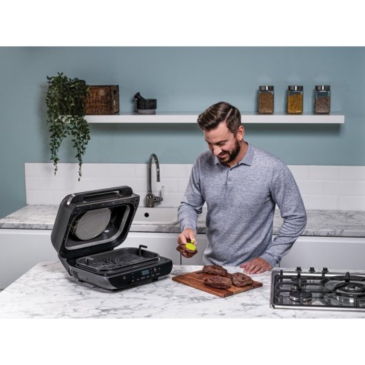 Freidora de aire Ninja AG551DE 5.7L 2460W con temporizador y 6 programas automáticos