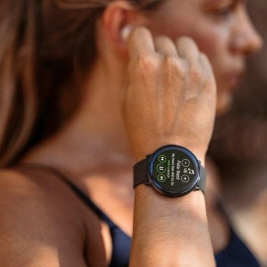 Polar Ignite 3 GPS Bluetooth 43mm AMOLED Noir S/L Assistant Vocal Multisport Pulsomètre