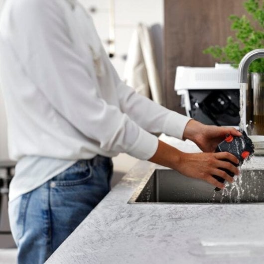 Cafetera Superautomática De’Longhi Magnifica ECAM220.21.WW 1,8L 15 bares molinillo integrado blanco