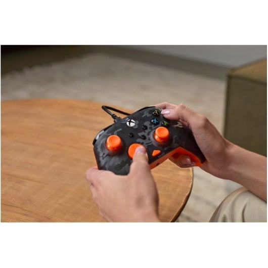Manette de jeu USB-C Turtle Beach Rematch Core pour PC/Xbox One/Xbox Series X/S Ghost Noir Camouflage/Orange