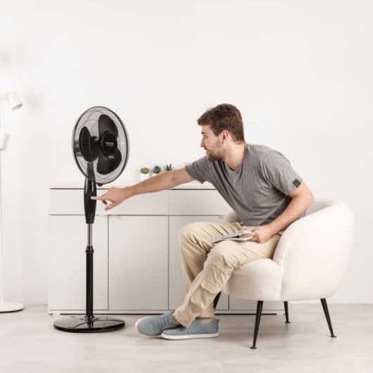 Ventilador de pie Taurus Greco 16CR Elegance 45W 3 velocidades altura regulable negro