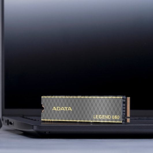 ADATA LEGEND 860 SLEG-860-500GCS drives allo stato solido 500 GB M.2 PCI Express 4.0 NVMe 3D NAND