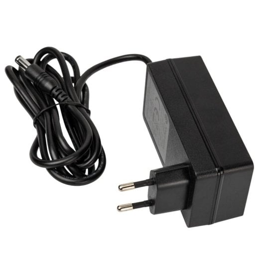 Nitro Concepts HUB 10-Port Hybrid HUB con USB-C  USB 3.1 y USB de Carga para Simulación Racing Negro