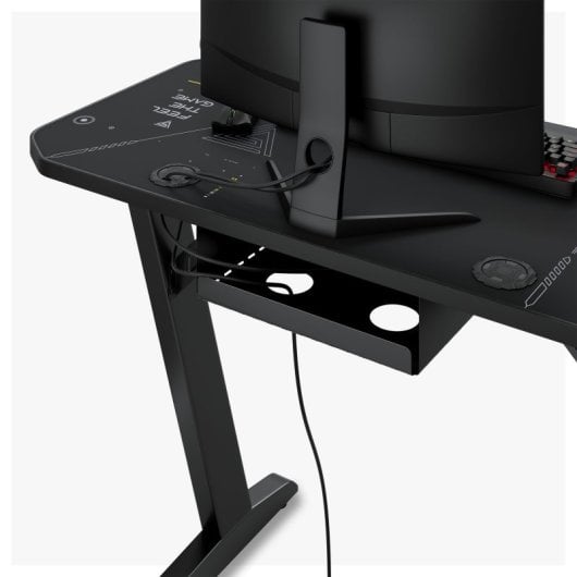 Mesa Gaming Sense7 120×60cm Acero y MDF Tapete Completo Soporte Accesorios Cableado