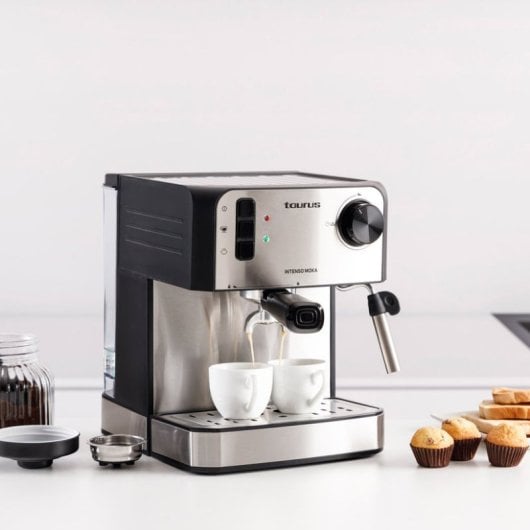 Cafetera Espresso Taurus Intenso Moka 1,6L 20 bares Supreme Cream Inox Calienta Tazas