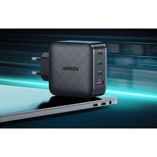 Ladegerät UGREEN CD224 65W 3x USB-C 1x USB-A GaN Schnellladegerät Schwarz