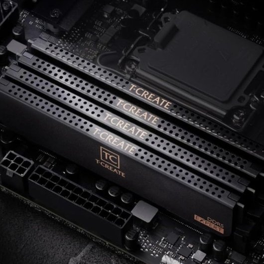 Mémoire RAM Team Group 32 Go DDR5 6000MHz CTCED532G6000HC38GDC01