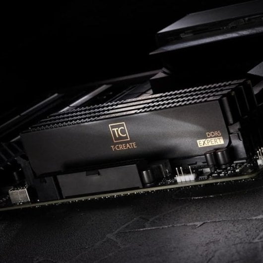 Mémoire RAM Team Group 32 Go DDR5 6000MHz CTCED532G6000HC38GDC01