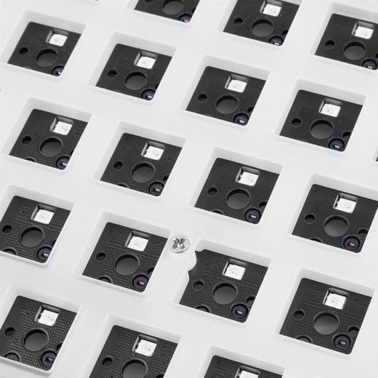 Teclado mecánico Sharkoon SKILLER SGK50 S3 Layout QWERTY Blanco RGB 75%