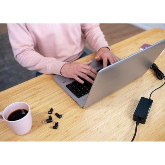 Adaptateur Trust Primo 21904 Universel 45W 6 Connecteurs Protection Intelligente