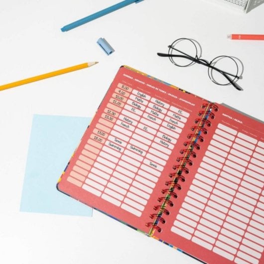 Agenda escolar A5 Multilingüe Tapa dura Wire-O 12 meses, marcapáginas, pegatinas