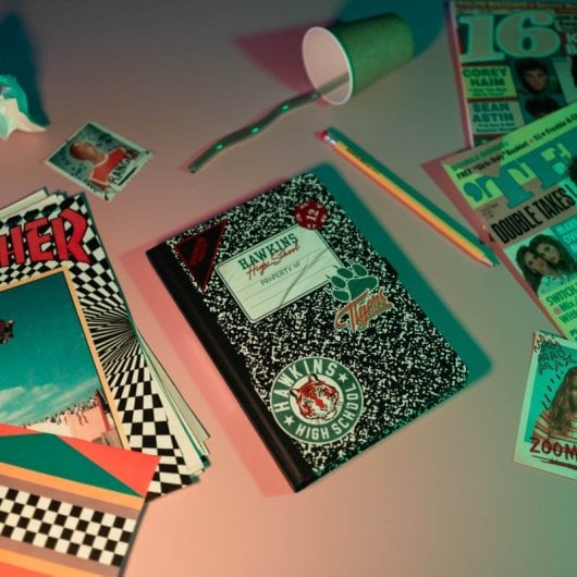 Premium A5 Stranger Things Kompositionsbuch Notizbuch mit Bleistift