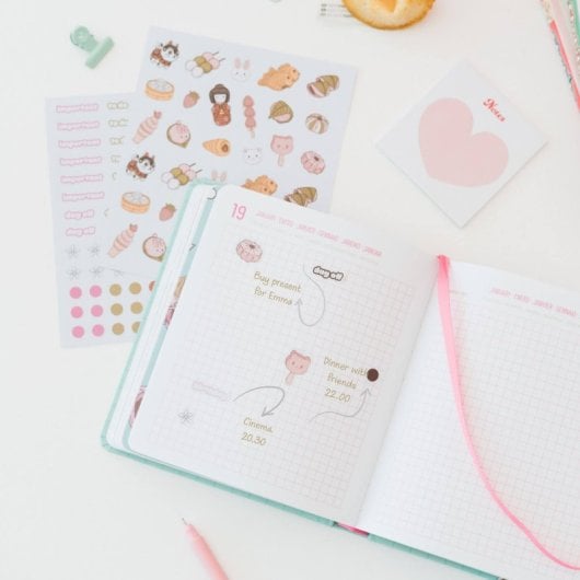 Agenda Escolar 2025/2026 Dia Pagina M Con Lomo 11 Meses Kawaii