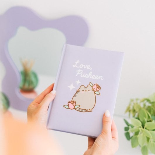Premium-A5-Notizbuch-Set mit Pusheen Moments-Stift
