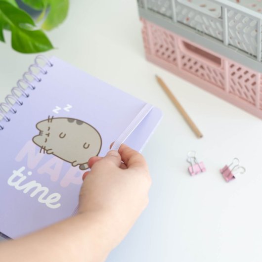 A5-Notizbuch mit liniertem Einband, Pusheen Moments Collection