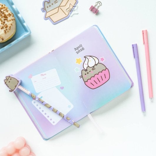 Agenda Escolar 2025/2026 Semana Vista Pocket 17 Meses Pusheen