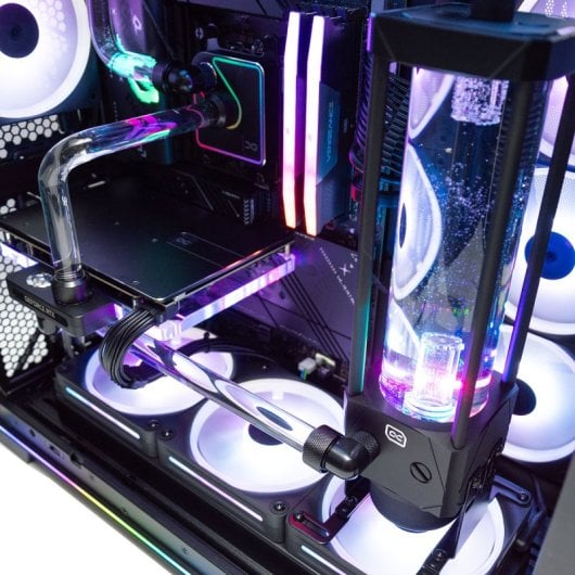 PcCom Custom Ryzen 7 9800X3D / 64GB / 2 TB SSD / RTX 5080 + Windows 11 Pro