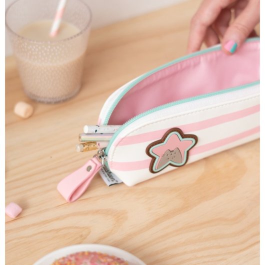 Estuche Pusheen Rose Collection