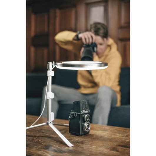 Aro de luz Kodak Ring Light 10" LED 25cm 3500-5500K Plata USB Trípode Bluetooth