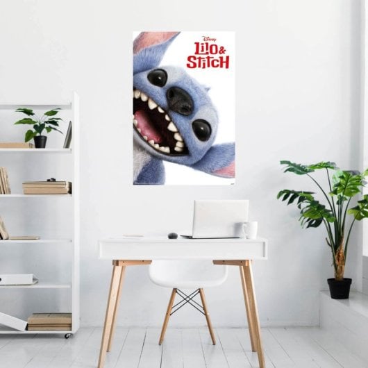 Poster Disney Stitch Live Action Cara