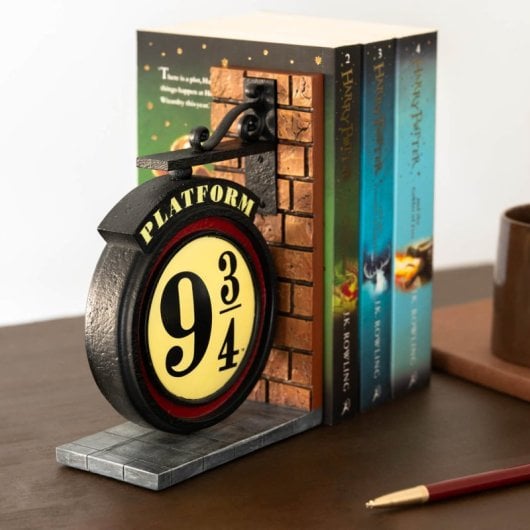 Harry Potter Gleis 9 3/4 Buchstützen