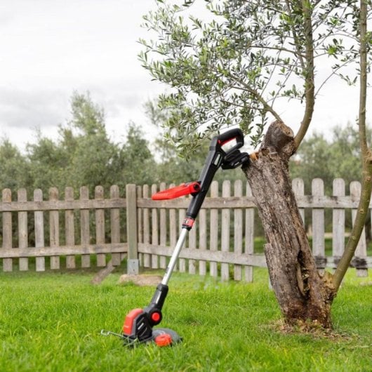 Desbrozadora Greencut GGT200L 20V Batería Litio Motor Brushless 300mm 5 Ángulos LCD