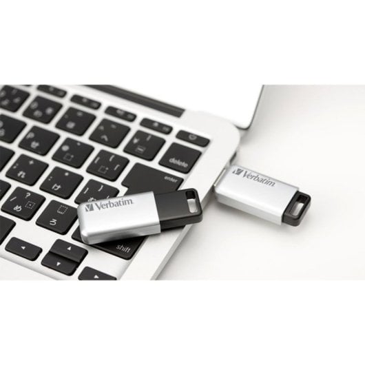 Pendrive Verbatim Store 'n' Go Secure Pro 32GB Plata, USB 3.2 Gen 1, Cifrado AES 256-bit