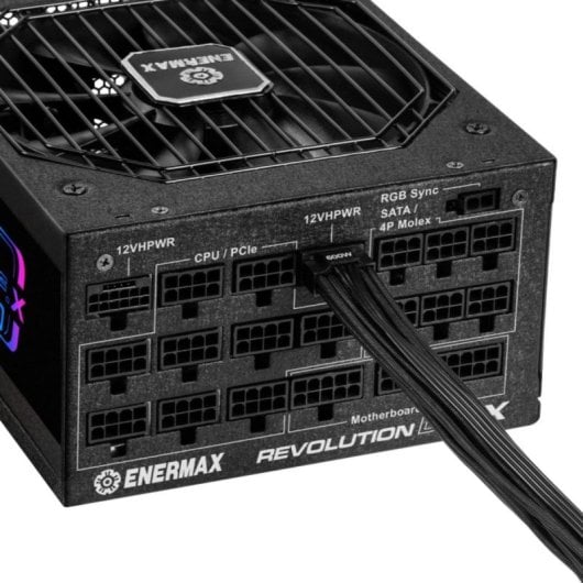 Alimentazione Enermax ERT1650EWT 1650W 80 PLUS Gold 20+4 Pin ATX Noir