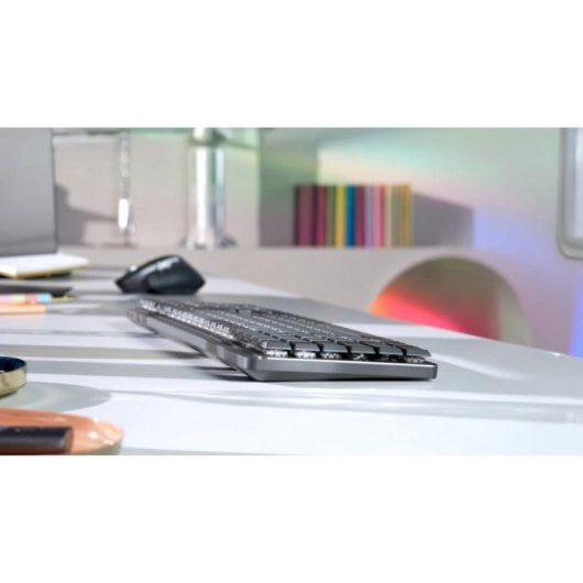 Teclado Mecánico Logitech 920-010749 Inalámbrico QWERTZ Retroiluminado Grafito Gris