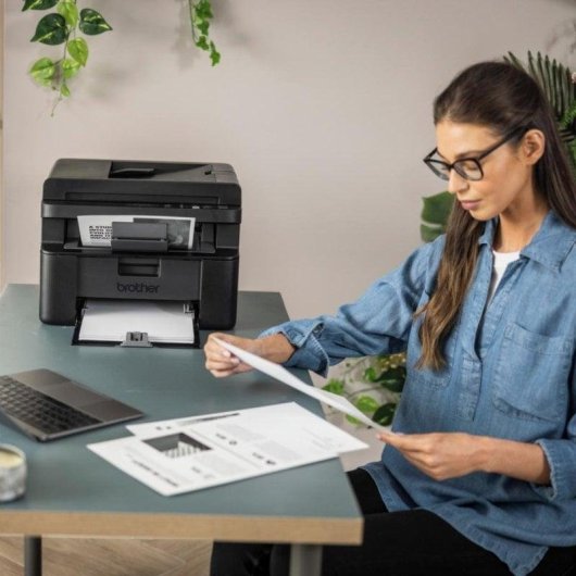 Impressora Laser Monocromática Wi-Fi Brother DCP-L1660W Multifunções A4
