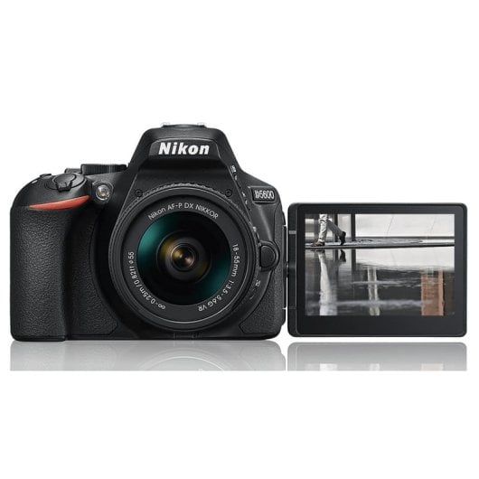 Nikon D5600 24,7 Mpx Noir + 18-55 AF-P VR Version asiatique