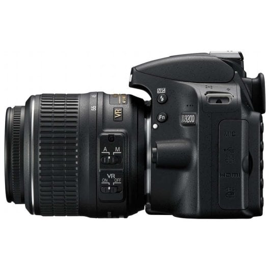 Nikon D3200 Cámara Réflex Digital 24.2MP + 18-55 VR II Versión Asiática