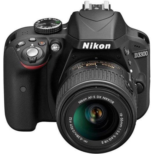 Nikon D3300 24.2MP + Objetivo AF-S DX NIKKOR 18-55mm f/3.5-5.6G VR II Versión Asiática