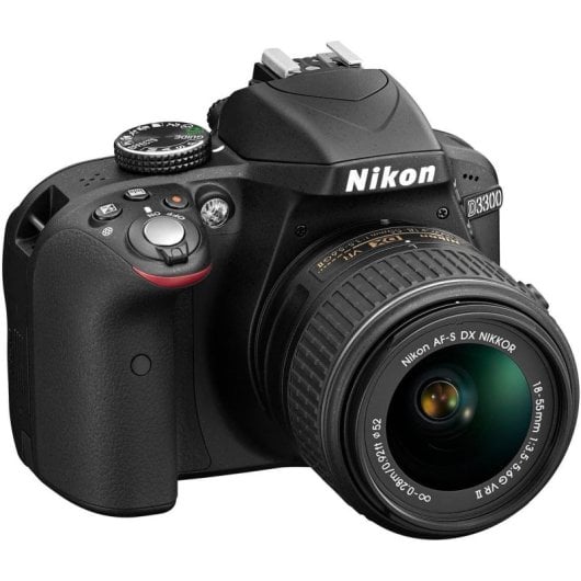 Nikon D3300 24.2MP + Objetivo AF-S DX NIKKOR 18-55mm f/3.5-5.6G VR II Versión Asiática