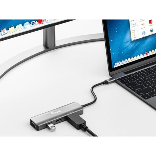 Adaptador USB-C Equip 133485 HDMI DisplayPort VGA USB 2.0 4K Aluminio Negro/Plata