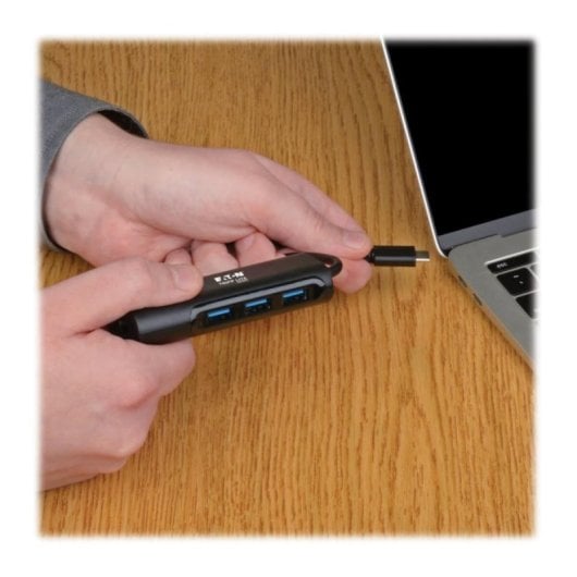 Adaptador USB-C Tripp Lite U460-003-3A1GB Ethernet Gigabit Hub 3 Puertos USB 3.1 Gen1 Negro