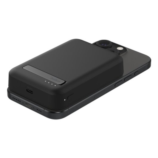 Belkin BoostCharge Pro Cargador inalámbrico Negro