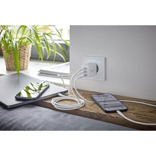 Intenso NETZADAPTER 1XUSB-A/2XUSB-C/7806512 Universal Weiß Wechselstrom Schnellladen Innen
