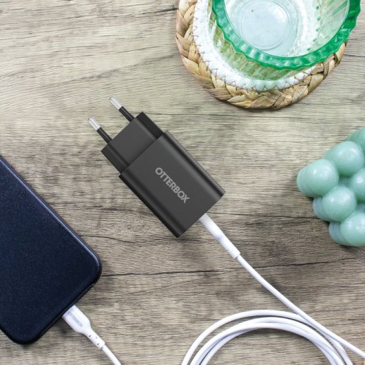 Chargeur universel pour appareils mobiles OtterBox 78-81339, noir, charge rapide secteur, intérieur