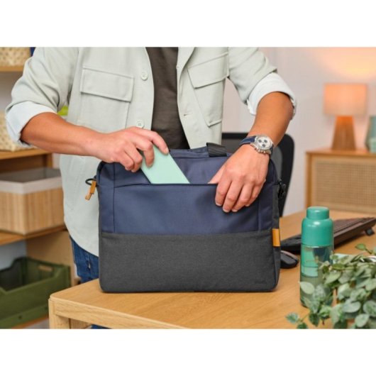 Maleta Trust Lisboa Azul 16" Ajustável Reforçada com PET Reciclado Maleta Trust Lisboa Azul 16" Ajustável Reforçada com PET Reciclado