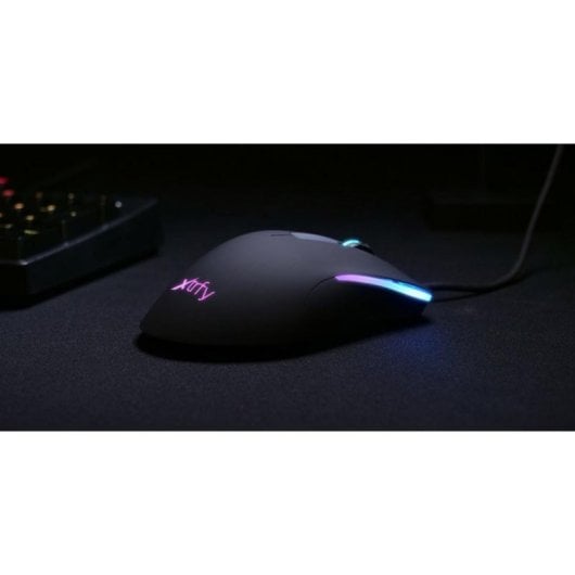 Maus CHERRY XTRFY M1 RGB Hand Rechts Optisch USB Typ A 7200 DPI Schwarz