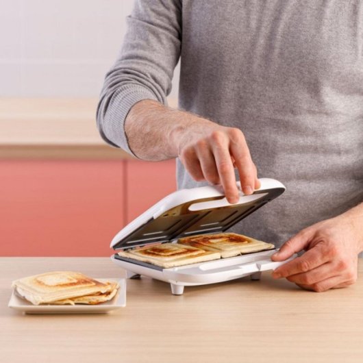 Sandwichera Solac Buon Sandwich II 750W Antiadherente Blanca 2 Sándwiches Compacta